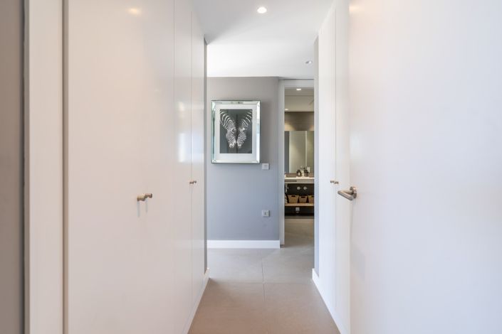 Image No.29-4 Bed Property for sale