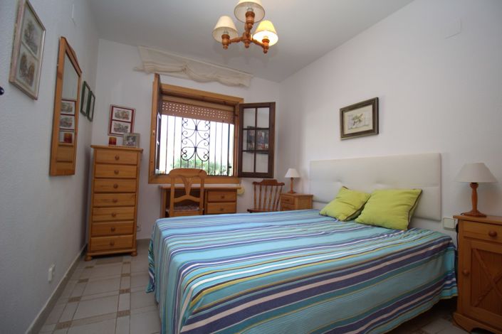 Image No.22-3 Bed Property for sale