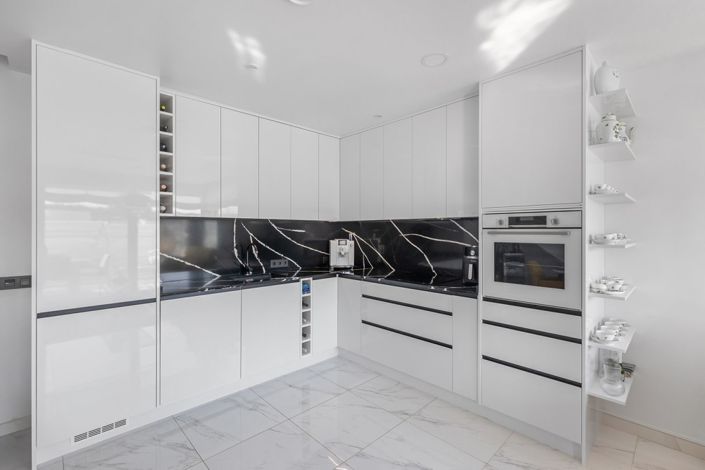 Image No.14-3 Bed Villa for sale