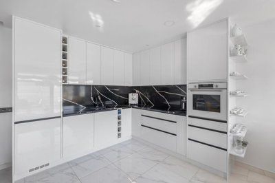 bzpaap116942912241024v06b9c