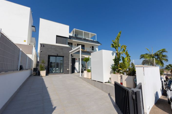 Image No.2-3 Bed Villa for sale