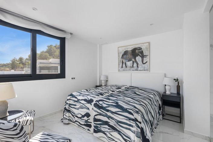 Image No.20-3 Bed Villa for sale