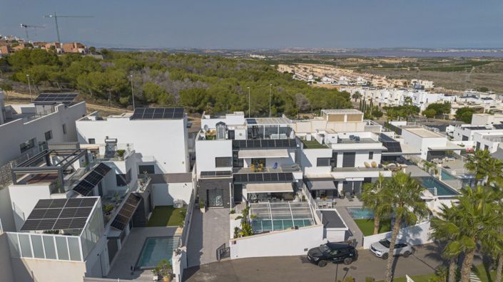 Image No.38-3 Bed Villa for sale