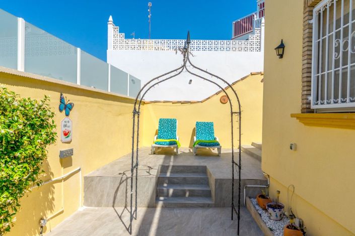 Image No.33-3 Bed Villa for sale