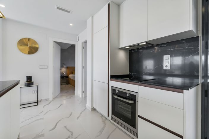 Image No.12-2 Bed Property for sale