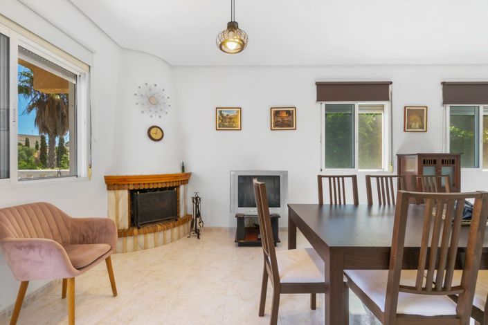 Image No.14-3 Bed Villa for sale