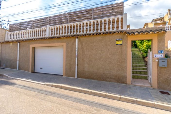 Image No.32-3 Bed Villa for sale