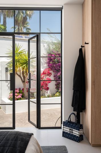 Image No.28-4 Bed Villa for sale