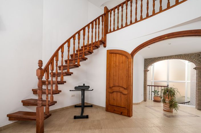 Image No.17-4 Bed Villa for sale