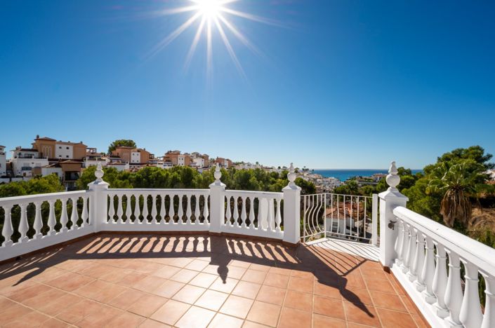 Image No.32-4 Bed Villa for sale