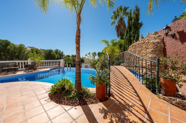 Image No.4-4 Bed Villa for sale