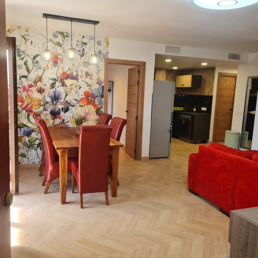 Image No.1-3 Bed Property for sale