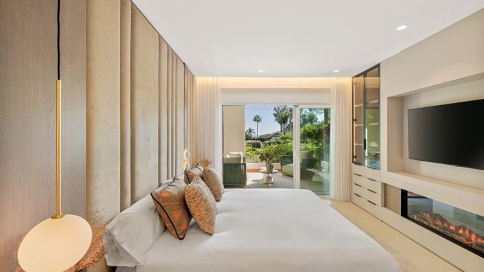 Image No.14-3 Bed Property for sale