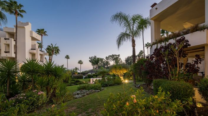 Image No.23-3 Bed Property for sale