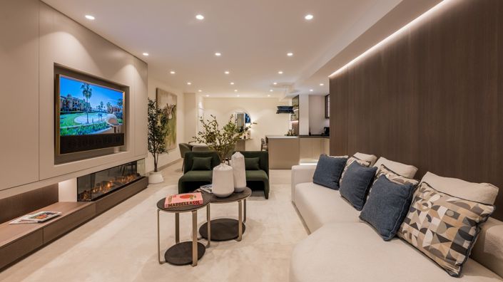 Image No.26-3 Bed Property for sale