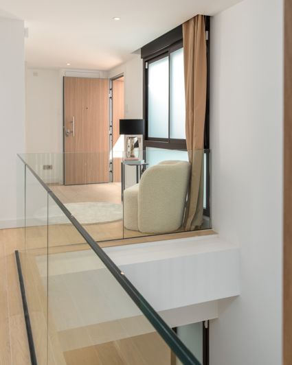 Image No.12-4 Bed Semi-Detached for sale