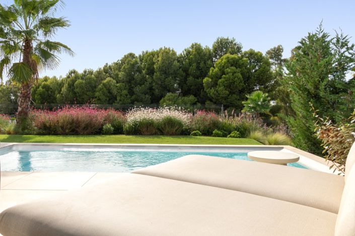 Image No.15-4 Bed Semi-Detached for sale