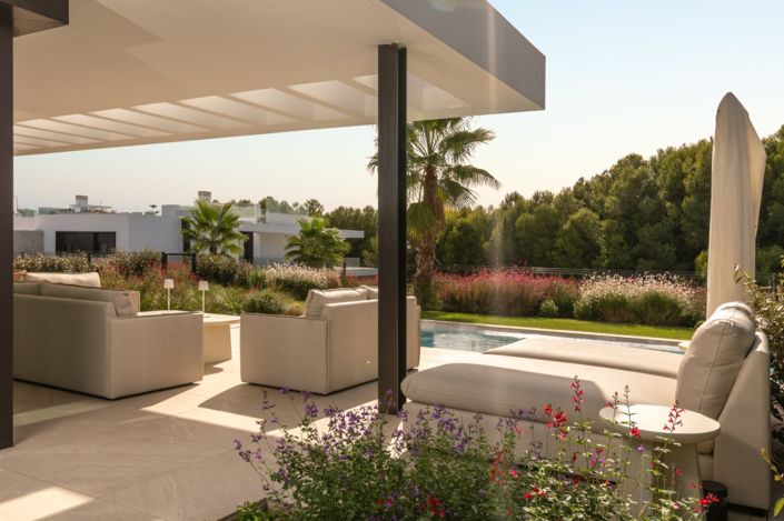 Image No.17-4 Bed Semi-Detached for sale