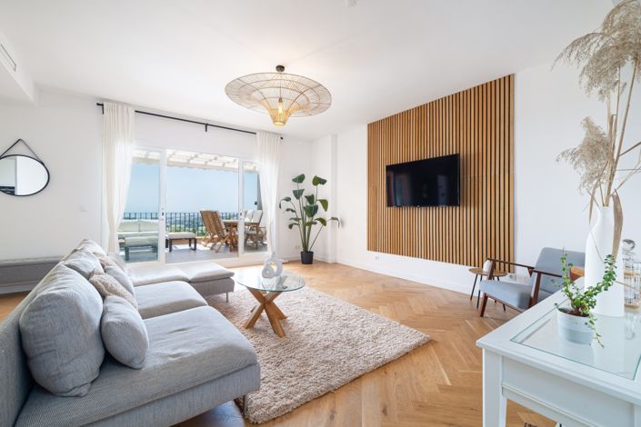 Image No.3-3 Bed Property for sale