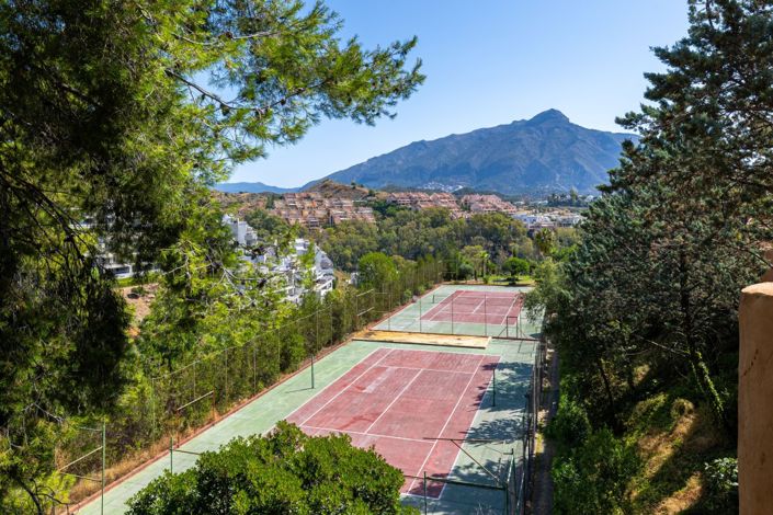 Image No.35-3 Bed Property for sale