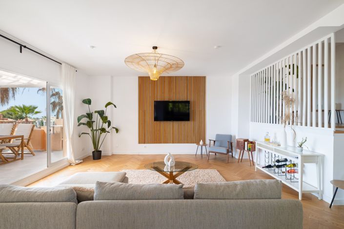 Image No.6-3 Bed Property for sale