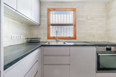 bzpaap117582930731024v02683