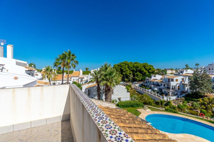 Image No.31-3 Bed Townhouse for sale