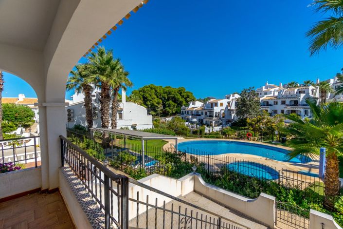 Image No.33-3 Bed Townhouse for sale