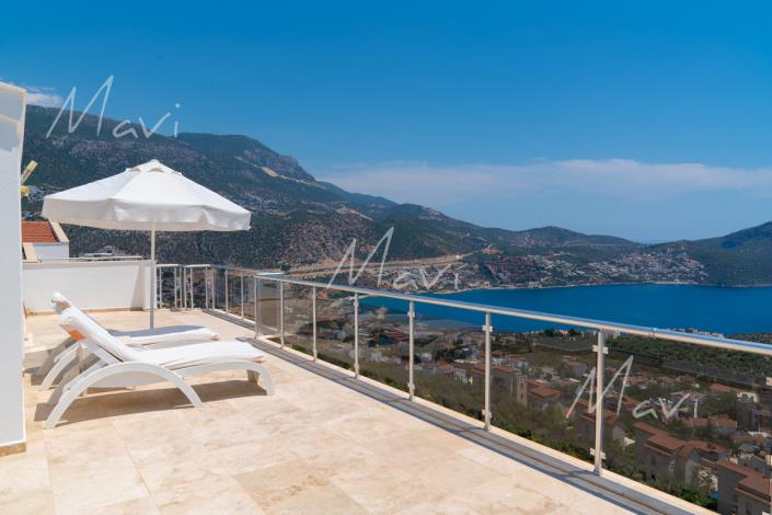 Image No.8-5 Bed Villa / Detached for sale