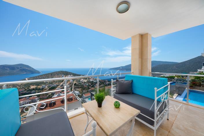 Image No.1-5 Bed Villa / Detached for sale