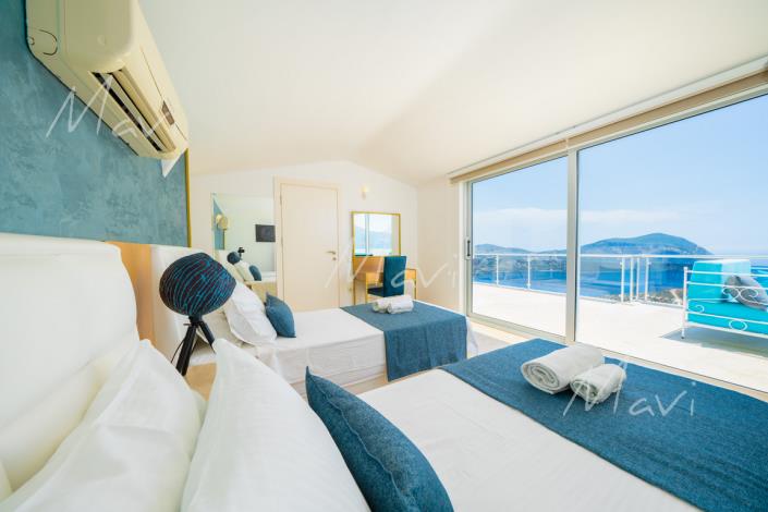 Image No.10-5 Bed Villa / Detached for sale