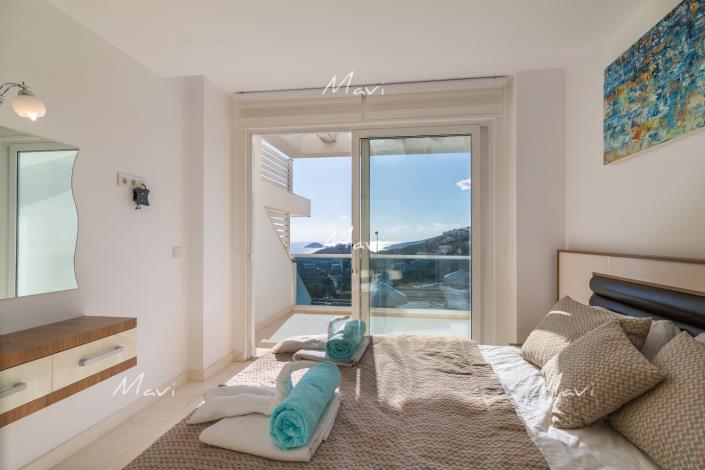 Image No.28-4 Bed Villa / Detached for sale