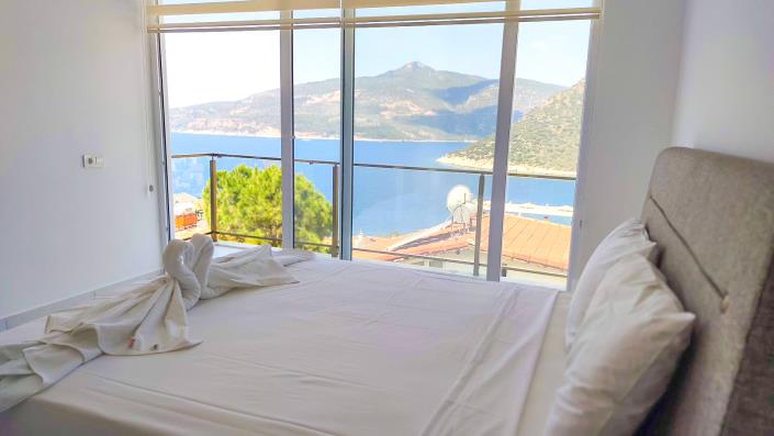 Image No.33-4 Bed Villa / Detached for sale