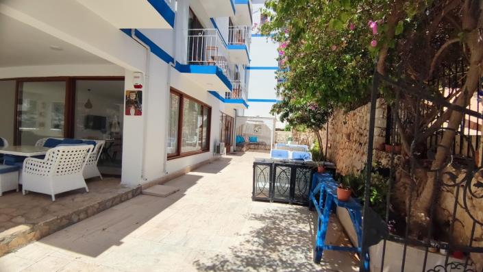 Image No.8-24 Bed Commercial for sale