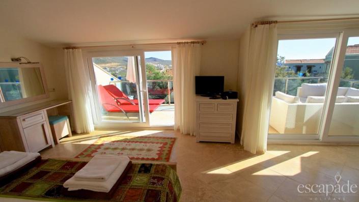 Image No.16-2 Bed Apartment for sale