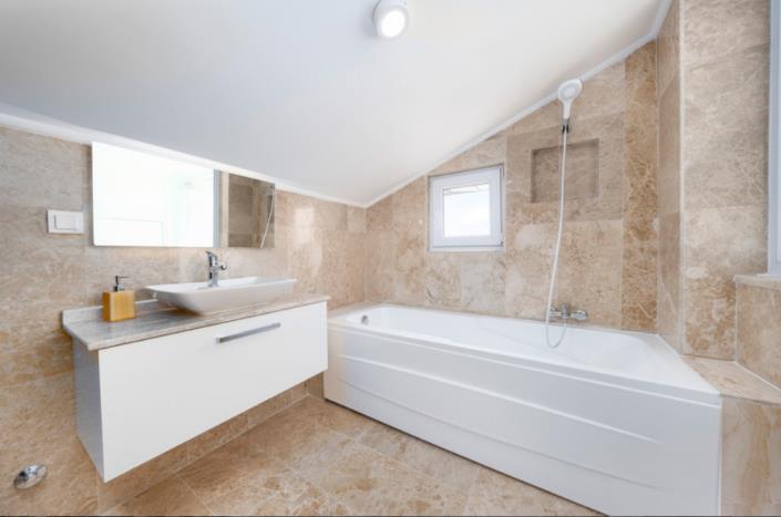 Image No.14-5 Bed Villa / Detached for sale