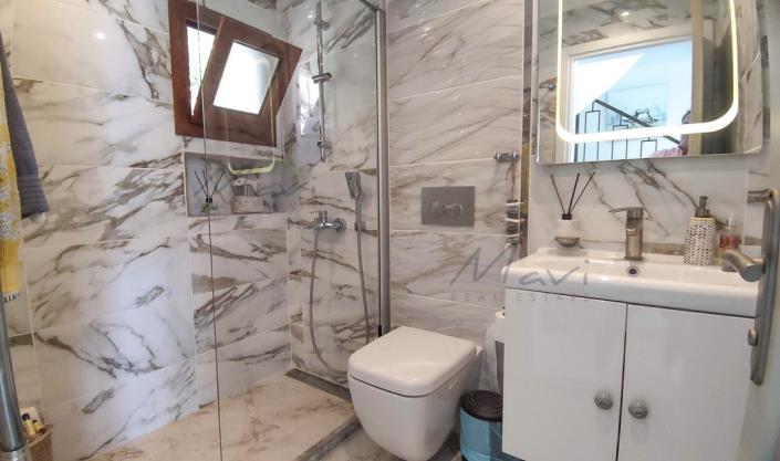 Image No.19-4 Bed Villa / Detached for sale