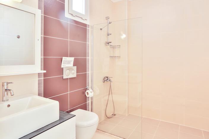 Image No.19-4 Bed Villa / Detached for sale