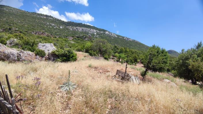 Image No.16-4 Bed Country Property for sale