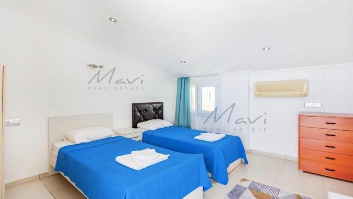 Image No.8-3 Bed Apartment for sale