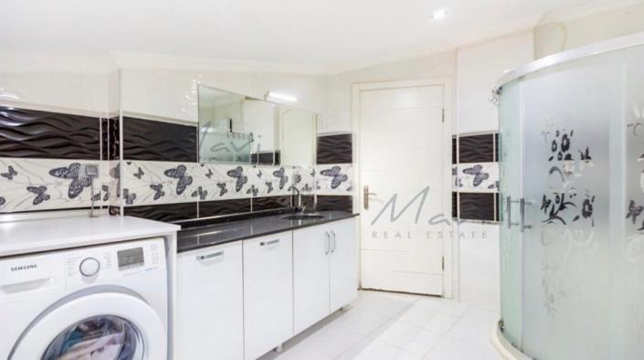 Image No.12-3 Bed Apartment for sale