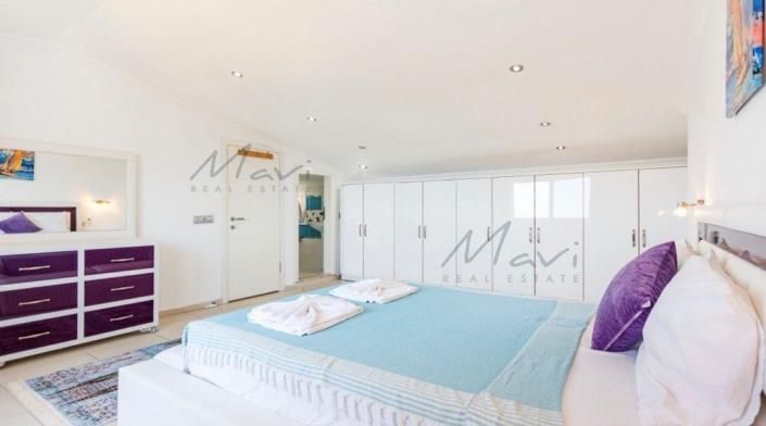 Image No.15-3 Bed Apartment for sale