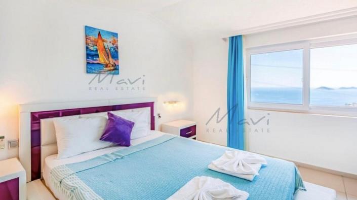 Image No.21-3 Bed Apartment for sale