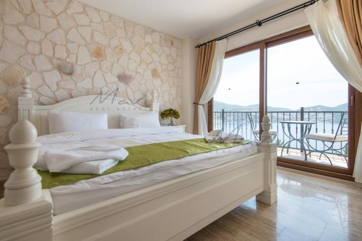 Image No.12-4 Bed Villa for sale