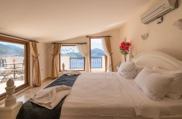 Image No.26-4 Bed Villa for sale