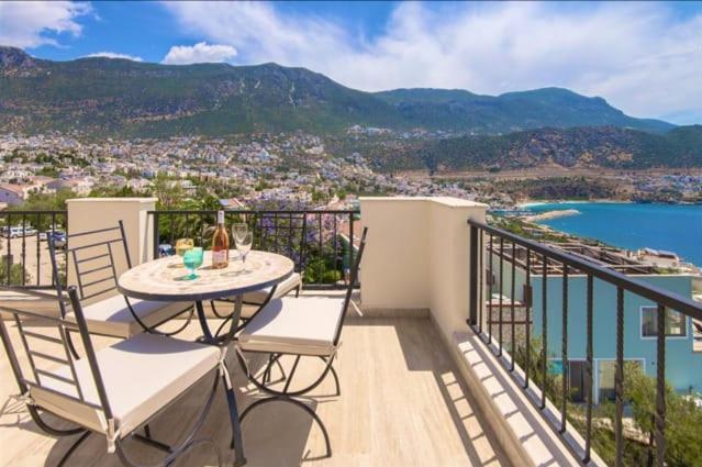 Image No.14-4 Bed Villa for sale