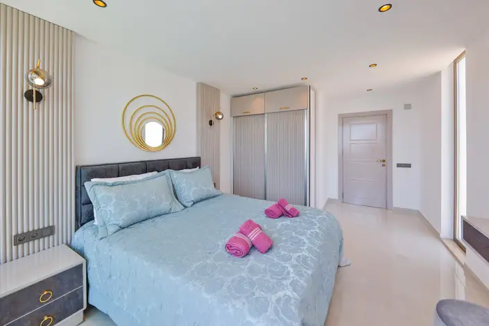 Image No.4-2 Bed Villa for sale