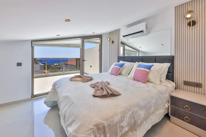 Image No.22-2 Bed Villa for sale