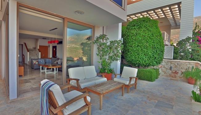 Image No.12-4 Bed Villa / Detached for sale