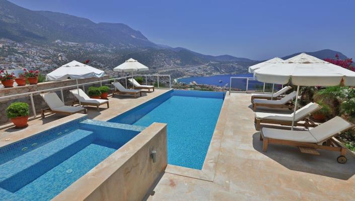 Image No.3-4 Bed Villa / Detached for sale